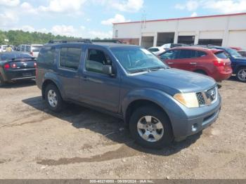  Salvage Nissan Pathfinder