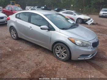  Salvage Kia Forte