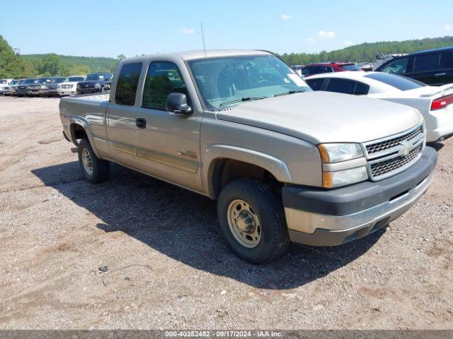  Salvage Chevrolet Silverado 2500