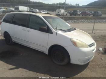  Salvage Toyota Sienna