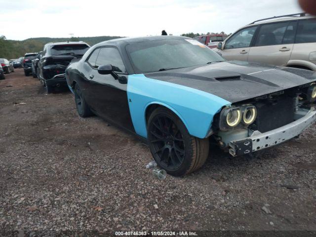  Salvage Dodge Challenger