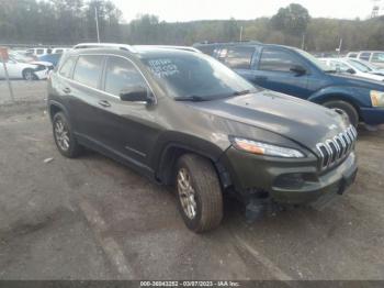  Salvage Jeep Cherokee