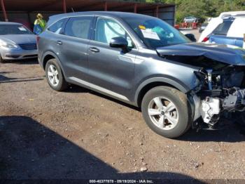  Salvage Kia Sorento