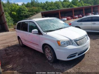  Salvage Chrysler Town & Country