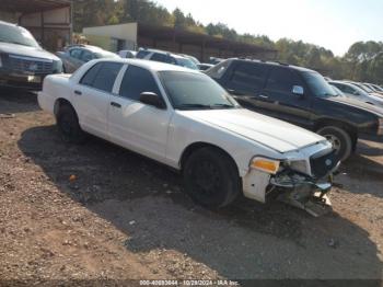  Salvage Ford Crown Victoria