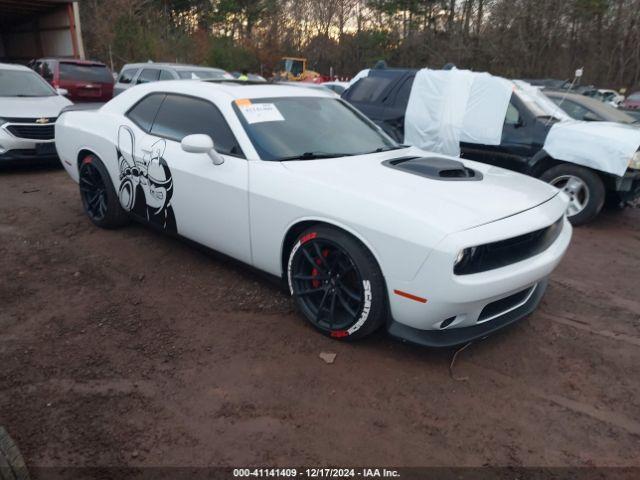  Salvage Dodge Challenger