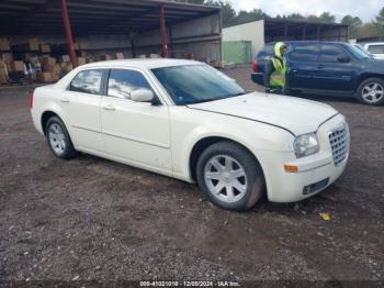  Salvage Chrysler 300