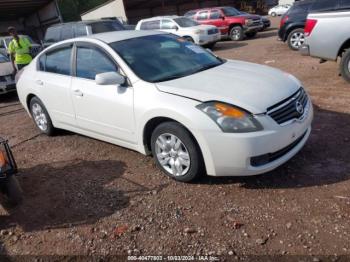  Salvage Nissan Altima