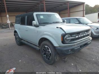  Salvage Ford Bronco