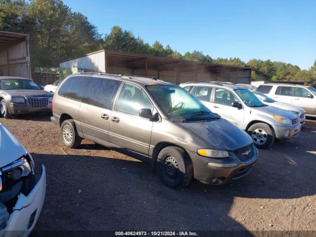  Salvage Chrysler Town & Country