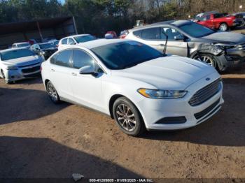  Salvage Ford Fusion