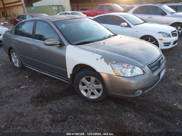  Salvage Nissan Altima