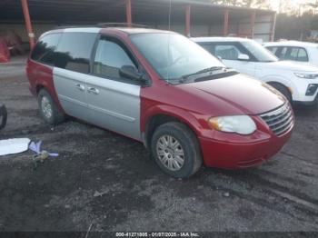  Salvage Chrysler Town & Country