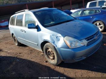  Salvage Kia Sedona