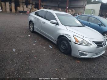  Salvage Nissan Altima