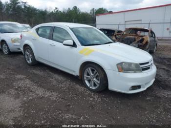  Salvage Dodge Avenger