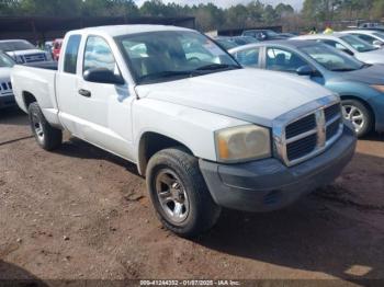  Salvage Dodge Dakota