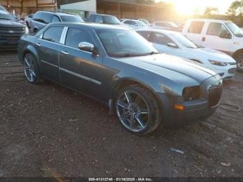  Salvage Chrysler 300