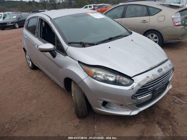  Salvage Ford Fiesta