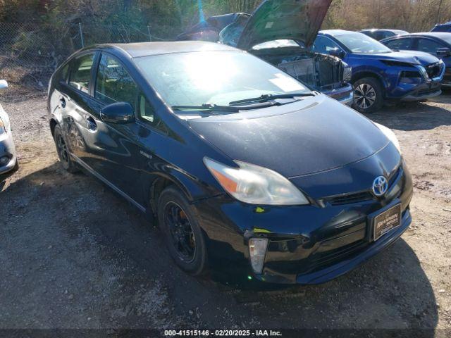  Salvage Toyota Prius