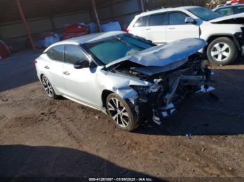  Salvage Nissan Maxima