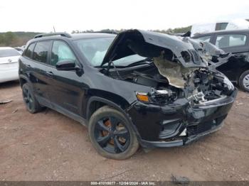  Salvage Jeep Cherokee