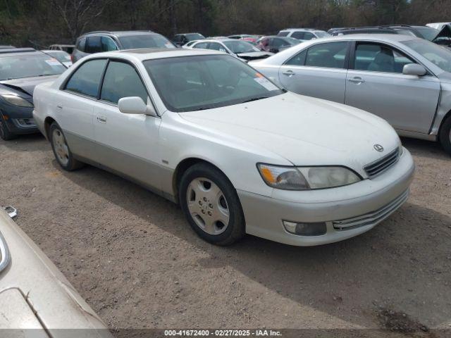  Salvage Lexus Es