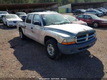  Salvage Dodge Dakota