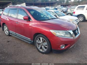  Salvage Nissan Pathfinder