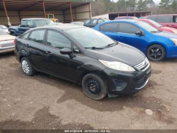  Salvage Ford Fiesta