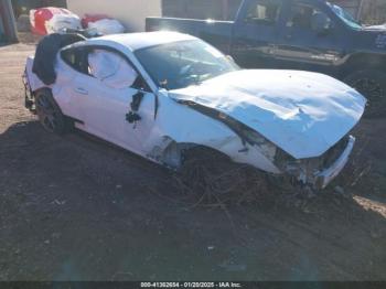  Salvage Ford Mustang