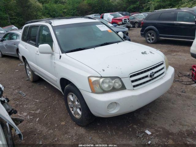  Salvage Toyota Highlander