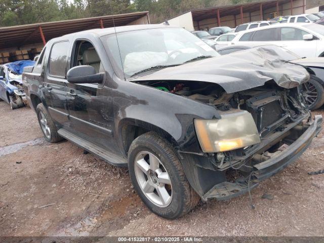  Salvage Chevrolet Avalanche 1500