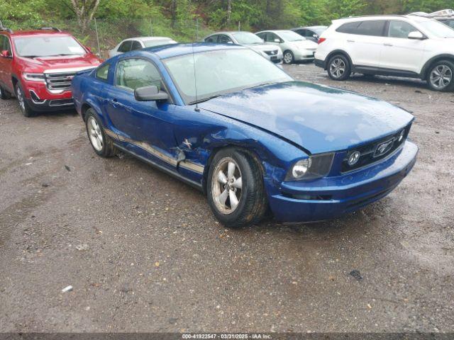  Salvage Ford Mustang