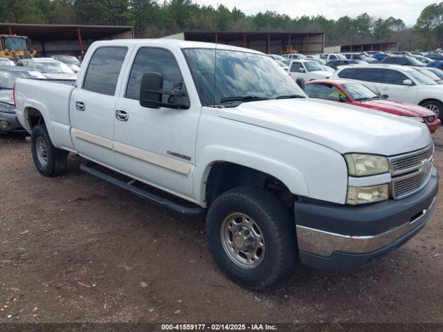  Salvage Chevrolet Silverado 2500