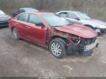  Salvage Nissan Altima
