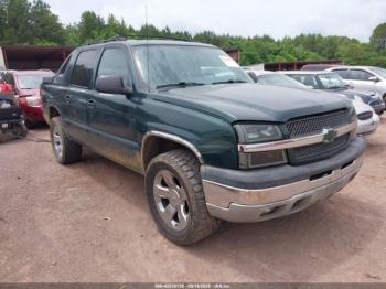  Salvage Chevrolet Avalanche 1500