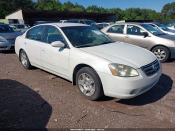  Salvage Nissan Altima