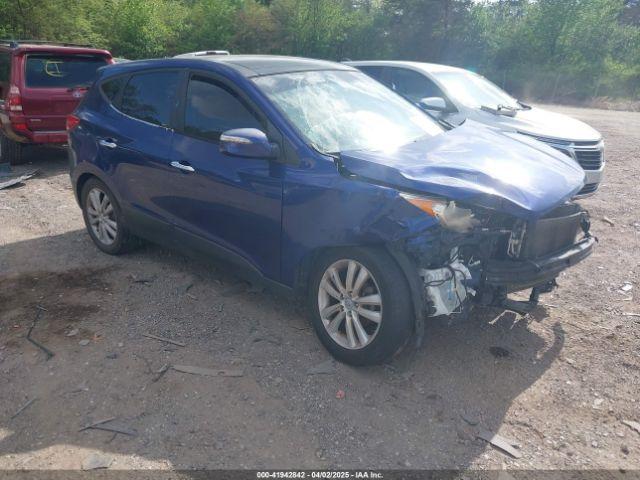  Salvage Hyundai TUCSON