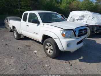  Salvage Toyota Tacoma