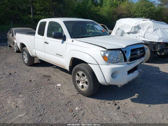  Salvage Toyota Tacoma