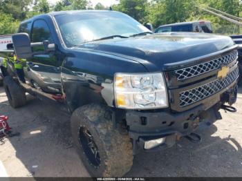 Salvage Chevrolet Silverado 2500