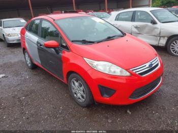  Salvage Ford Fiesta