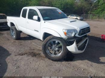  Salvage Toyota Tacoma