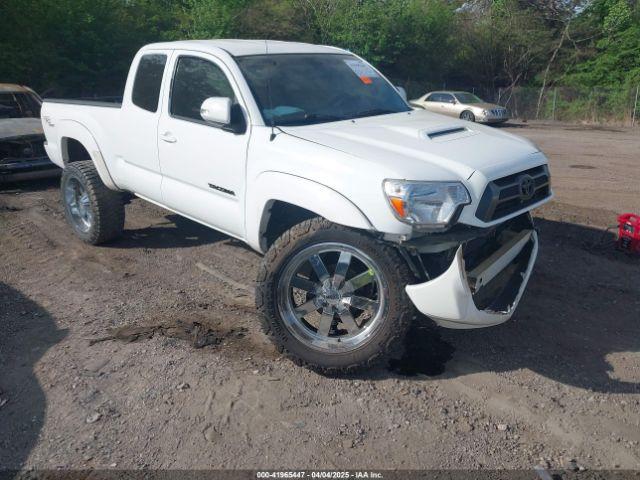  Salvage Toyota Tacoma