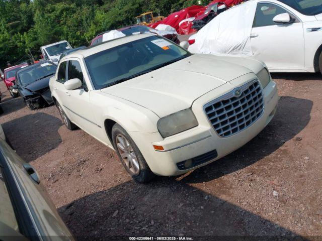  Salvage Chrysler 300
