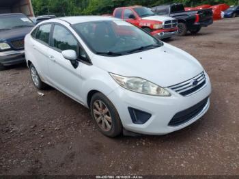  Salvage Ford Fiesta