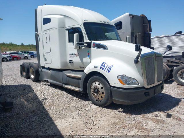  Salvage Kenworth T680