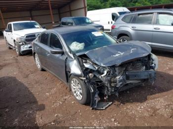  Salvage Nissan Altima