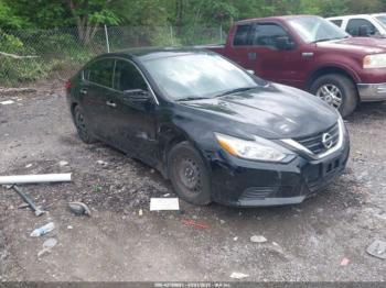  Salvage Nissan Altima